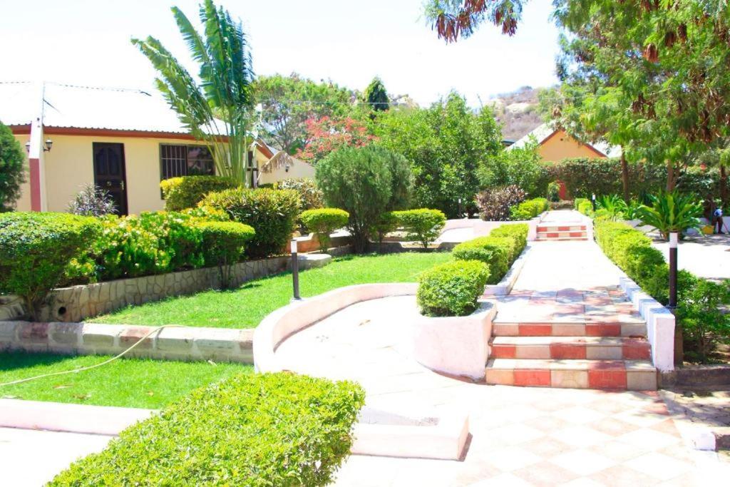 Royal Village Hotel Dodoma Zewnętrze zdjęcie